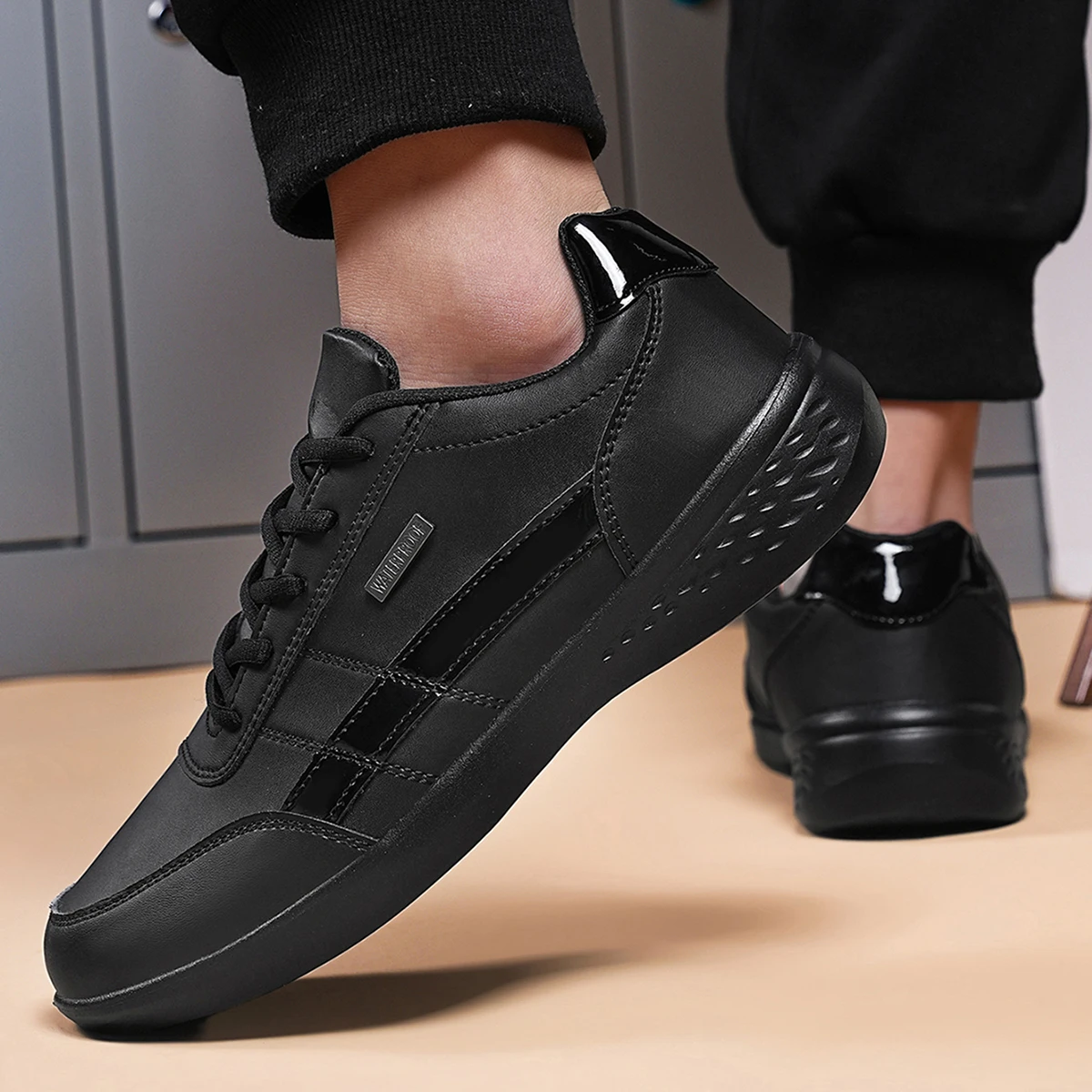 Leder PU Herrenschuhe Sneaker  – Badminton Shoes Men Bewertung und Preis